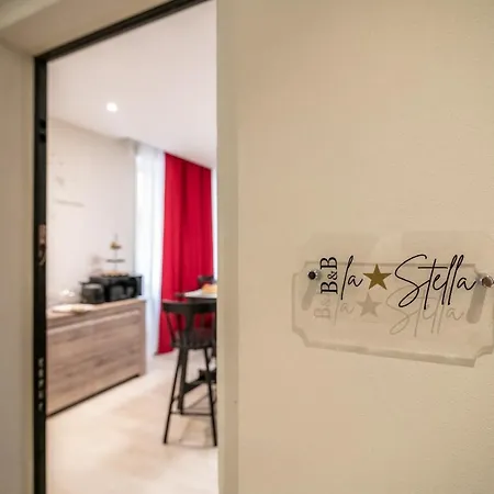 Alojamento de Acomodação e Pequeno-almoço La Stella *